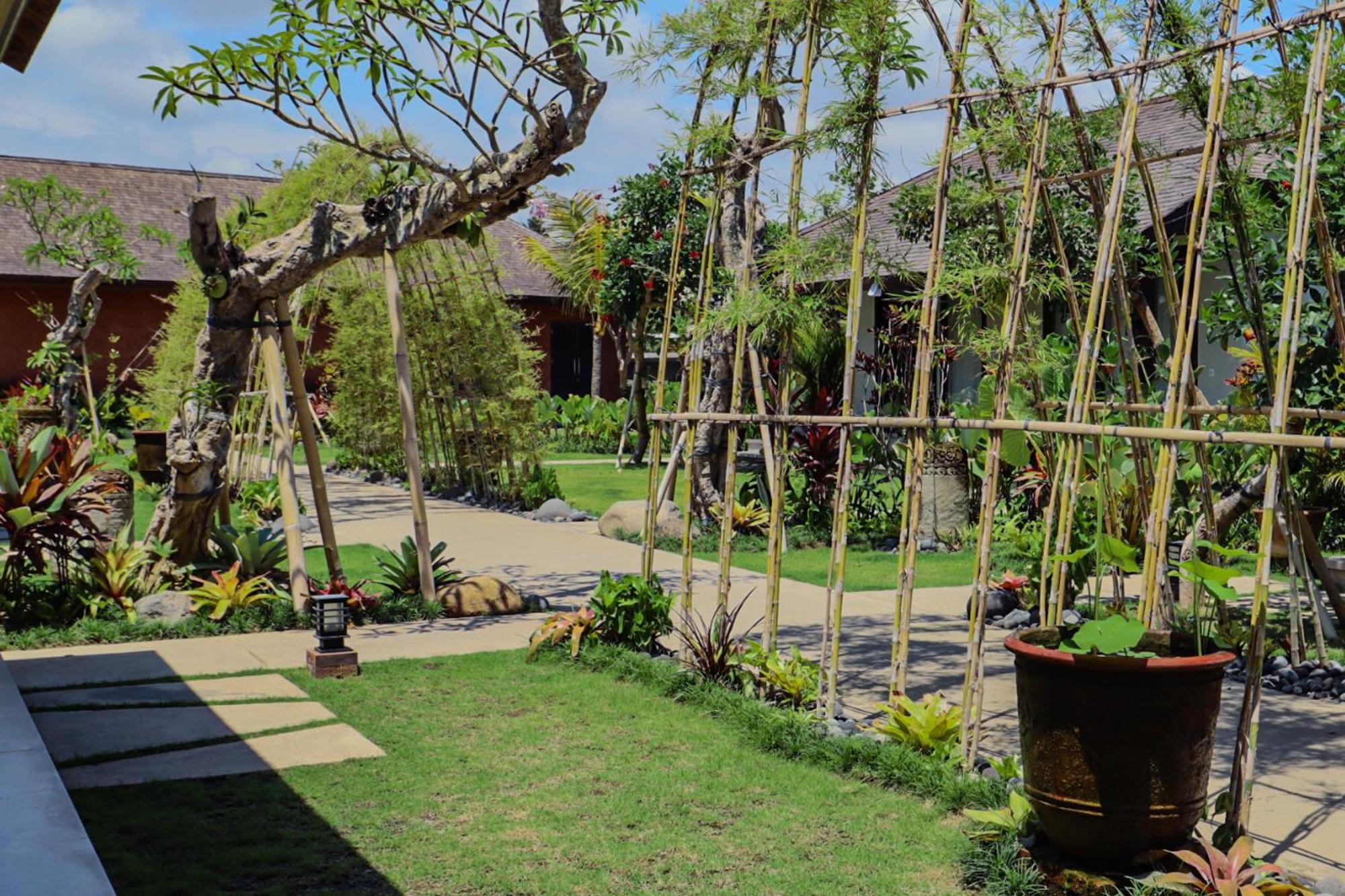 K Ko Surf Village At Keramas Lebih Exterior foto