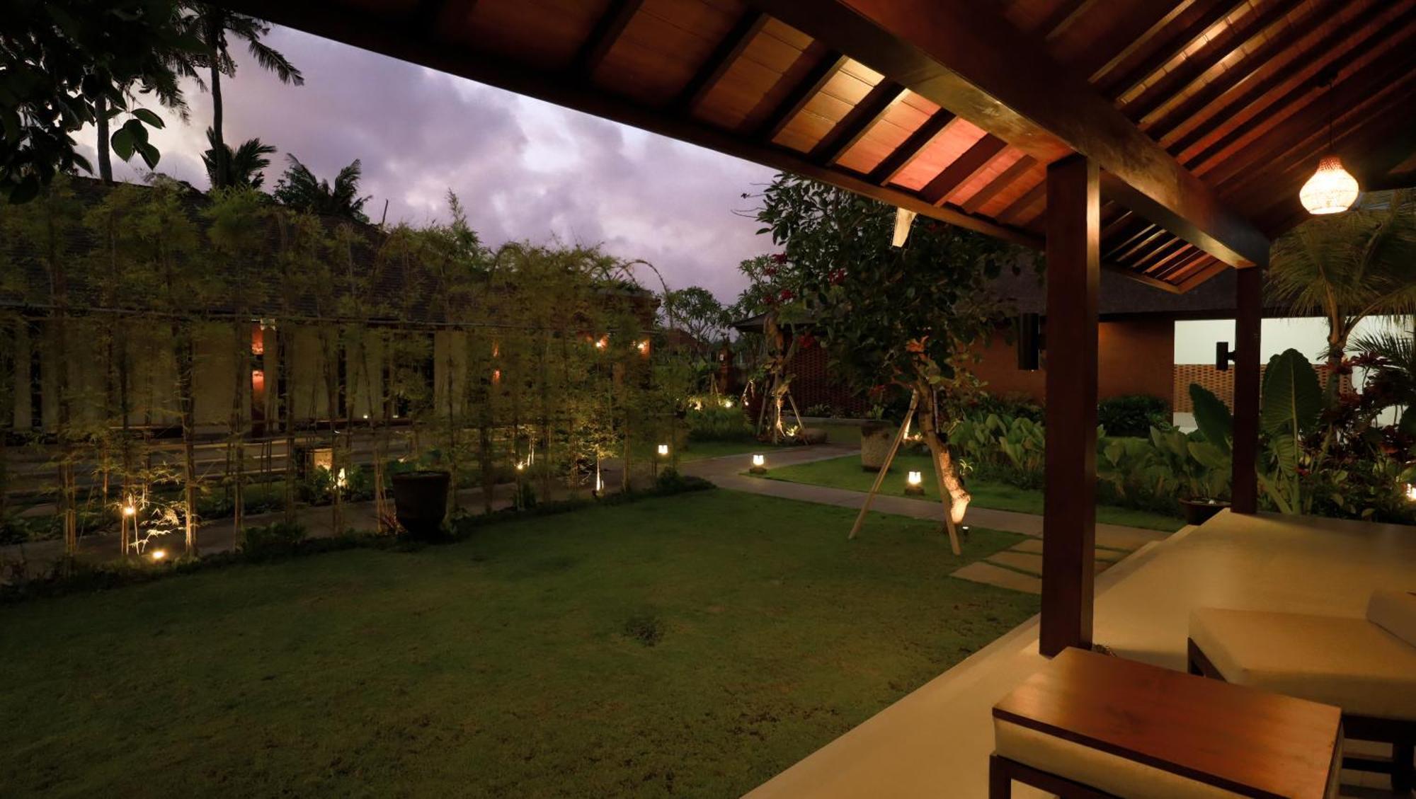 K Ko Surf Village At Keramas Lebih Exterior foto